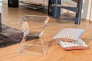 meubles transparents - table de chevet
